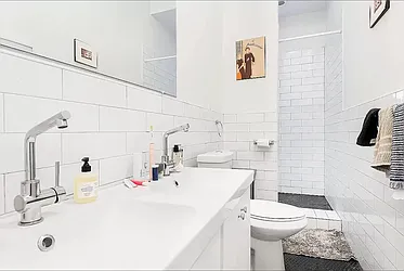 Rented by REAL New York