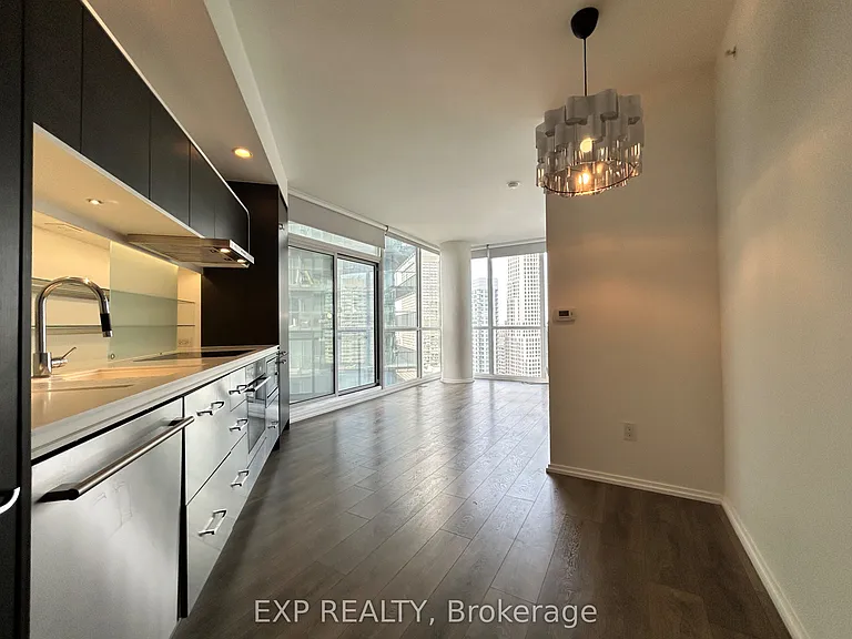 45 Charles St E #3606 — Photo 5