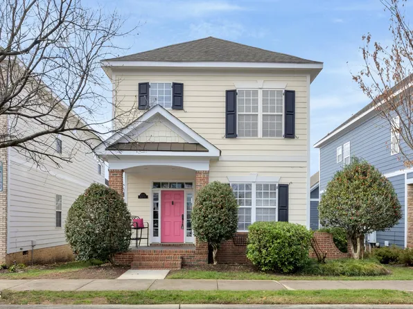 1135 Harp St, Raleigh, NC 27604