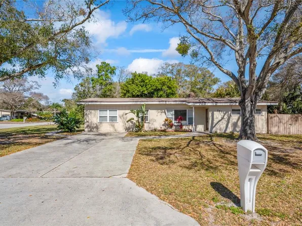 1636 Long St, Clearwater, FL 33755