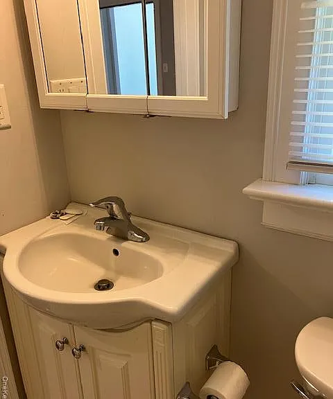 101 Maple Ave — Photo 8