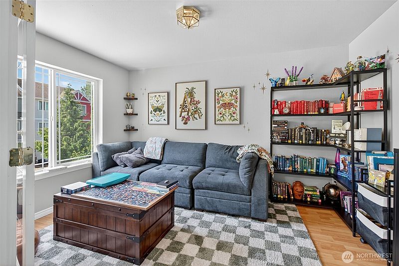 3rd image of 4244 Archer Drive