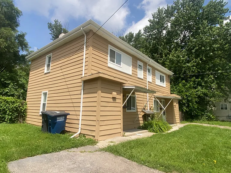 33507 Berville Ct — Photo 15