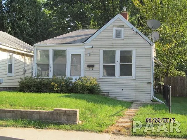 1410 E Paris Ave photo 1
