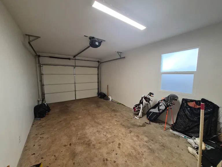 3429 Harding Ave — Photo 9