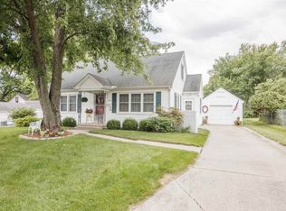 208 Fall St, Washington, IL 61571