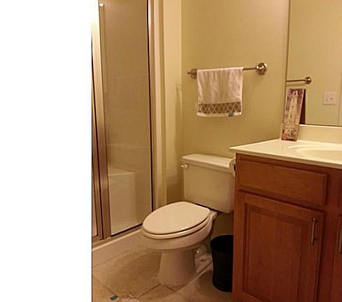 3rd image of 104-303 Sunset Cir