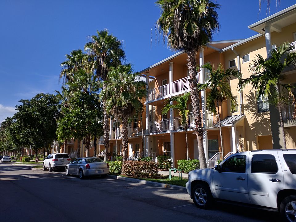 1st image of 1342 SW 3rd Ave