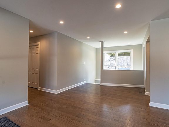 5th image of 16625 W Applewood Ct