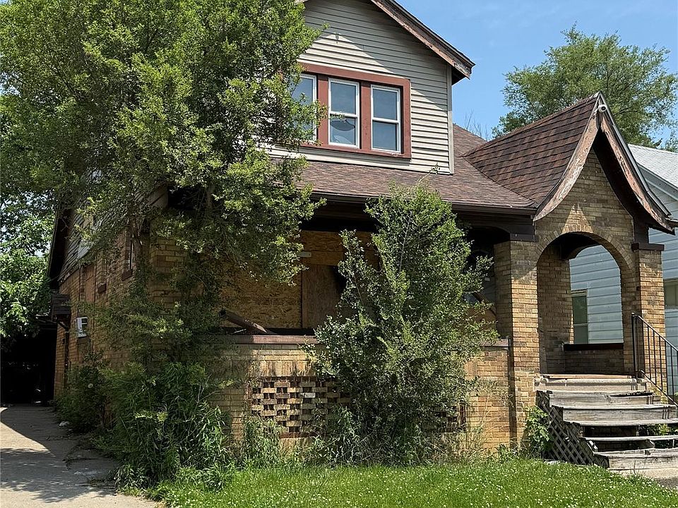2nd image of 8119 E Hildale St
