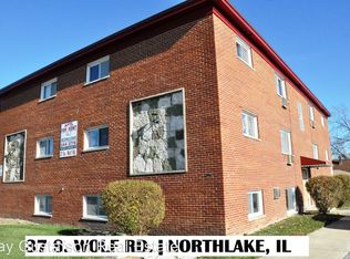 37 S Wolf Rd APT 2, Northlake, IL 60164