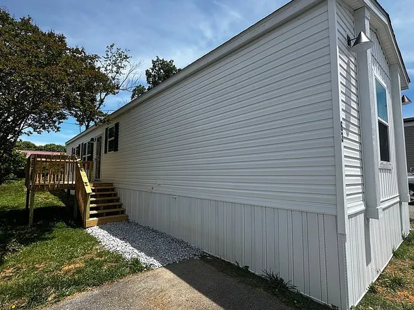 63 Snapps Ferry Park, Greeneville, TN 37745