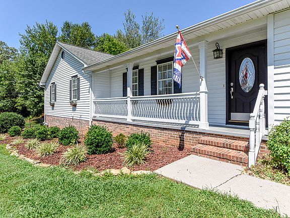 3rd image of 614 Lansdale Dr
