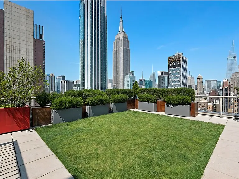 39 E 29th St #6E — Photo 12