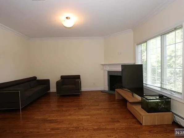 1513 13th Street image 16 of 26