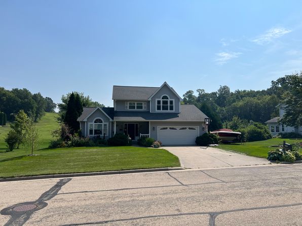 2156 Hillebrand Dr