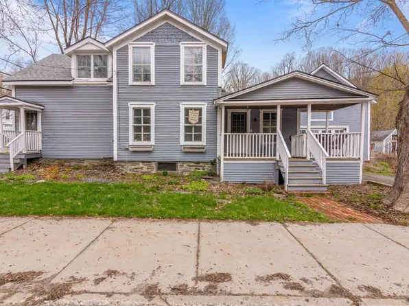 89 Stowe Street, Waterbury, VT 05676