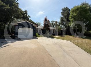 2010 N Locust St, Denton, TX 76209
