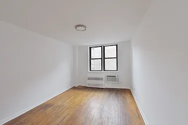 Rented by Mantus Real Estate