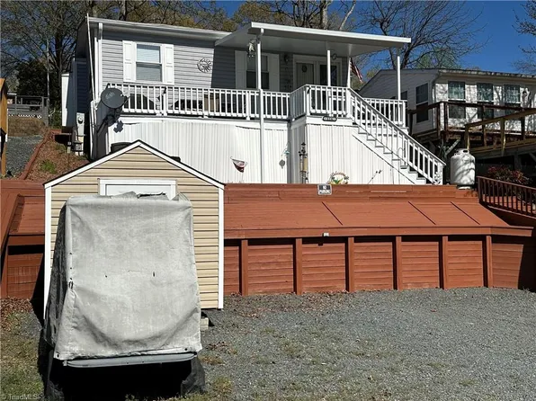 116 Clubhouse Drive Ext, New London, NC 28127