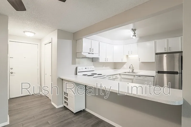 1 bed, 1.0 bath, $1,025 — Photo 3