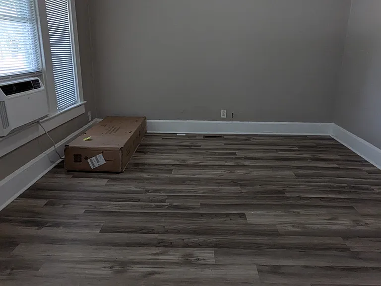 2043 N Talbott St #1 — Photo 5