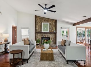 10039 Fairway Ridge Rd, Charlotte, NC 28277