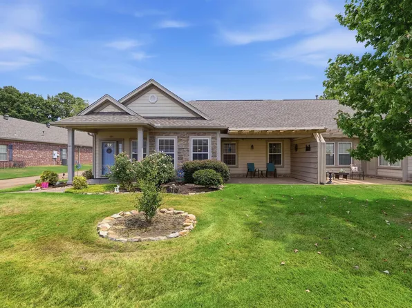 203 Stagecoach Vlg, Little Rock, AR 72210