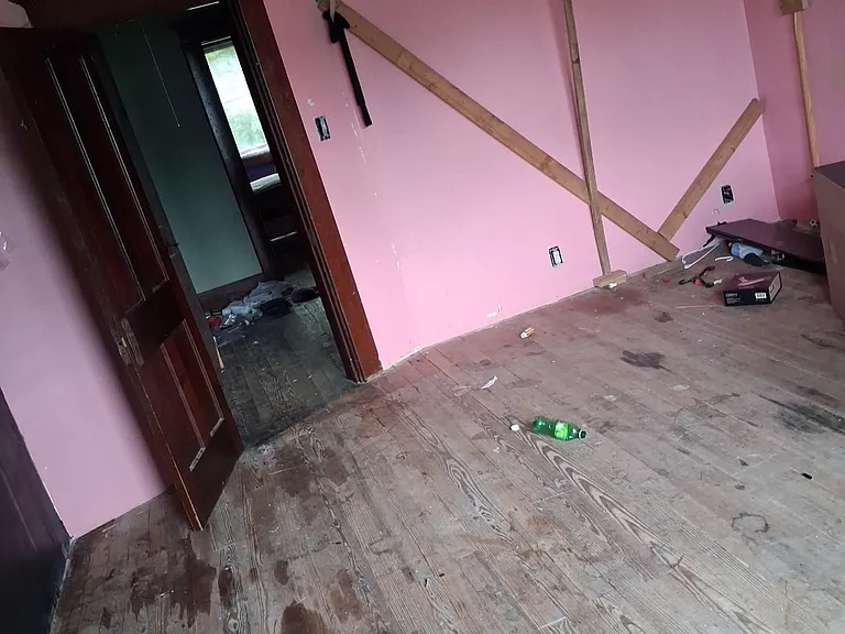330 S Madison St — Photo 6