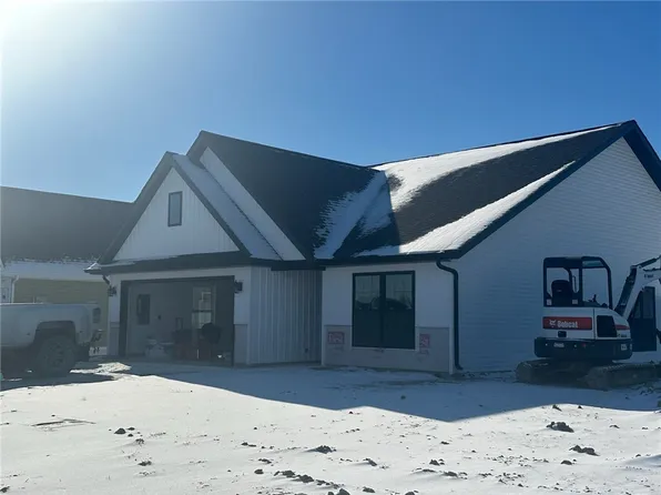 2323 Lilly St, Effingham, IL 62401