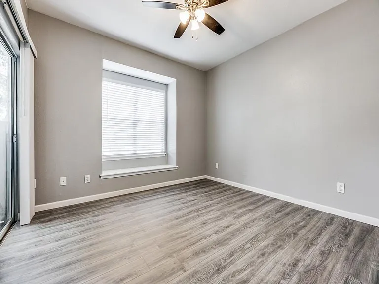 8601 Park Ln #416 — Photo 10