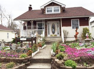 717 Spring St, Saint Albans, WV 25177