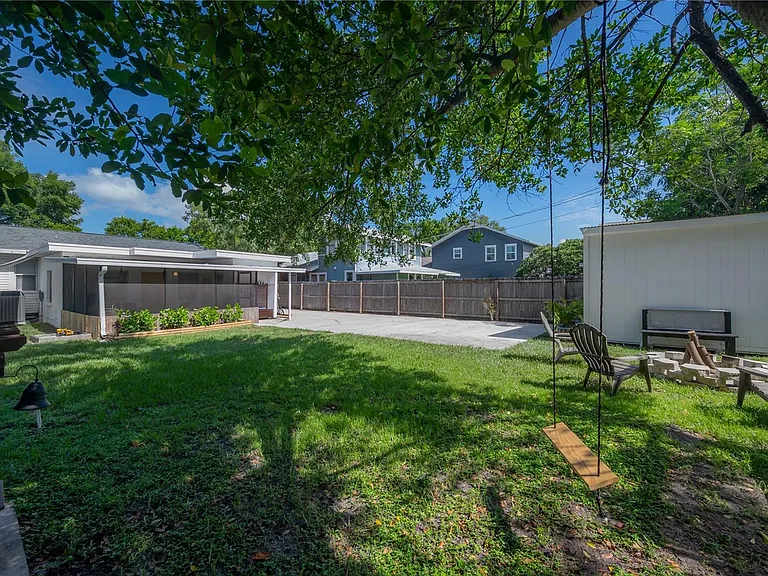 4107 N Seminole Ave — Photo 46