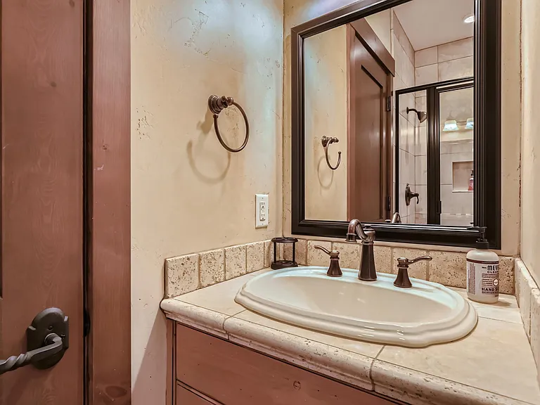 155 E Timber Draw — Photo 17