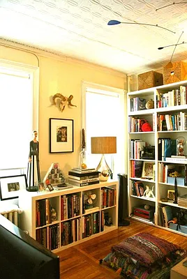 Rented by Veracity NYC LLC | media 37