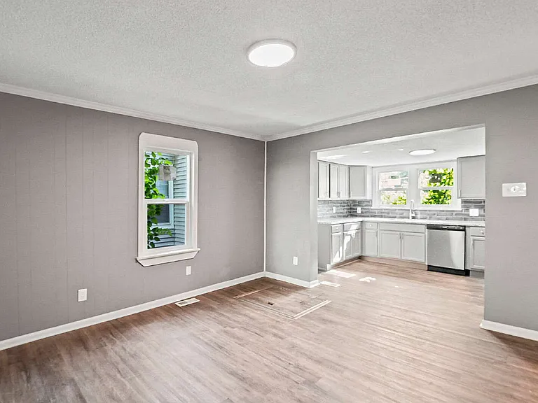 1405 Kingman St — Photo 8