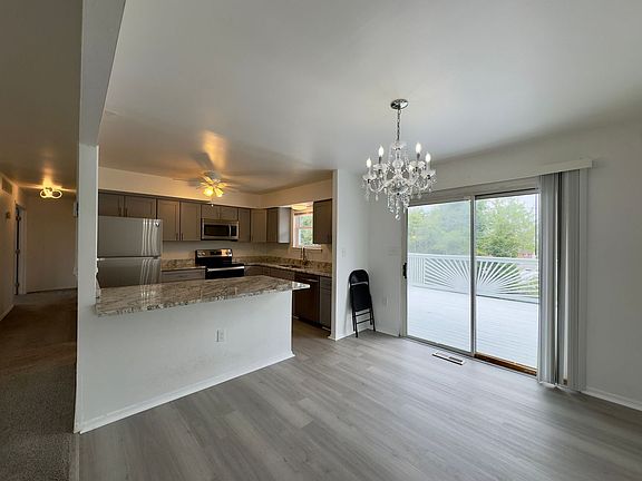 4th image of 3924 Sadie Rd
