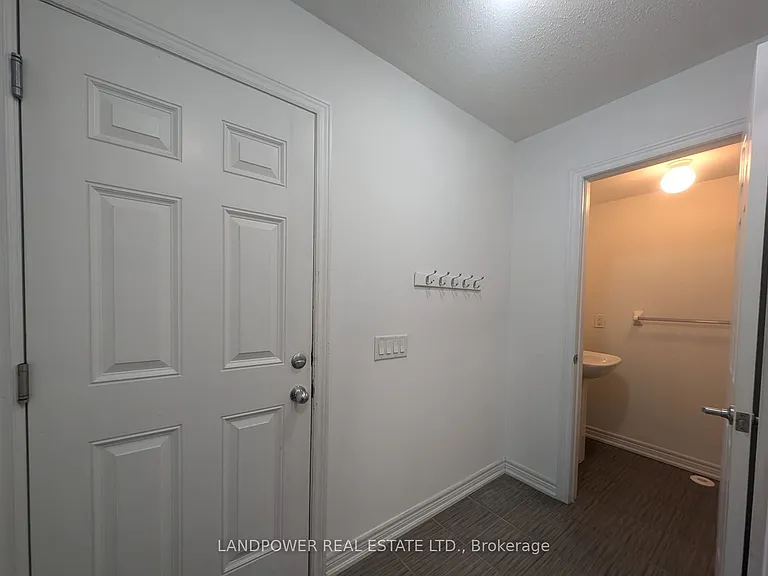 9872 McCowan Rd — Photo 7