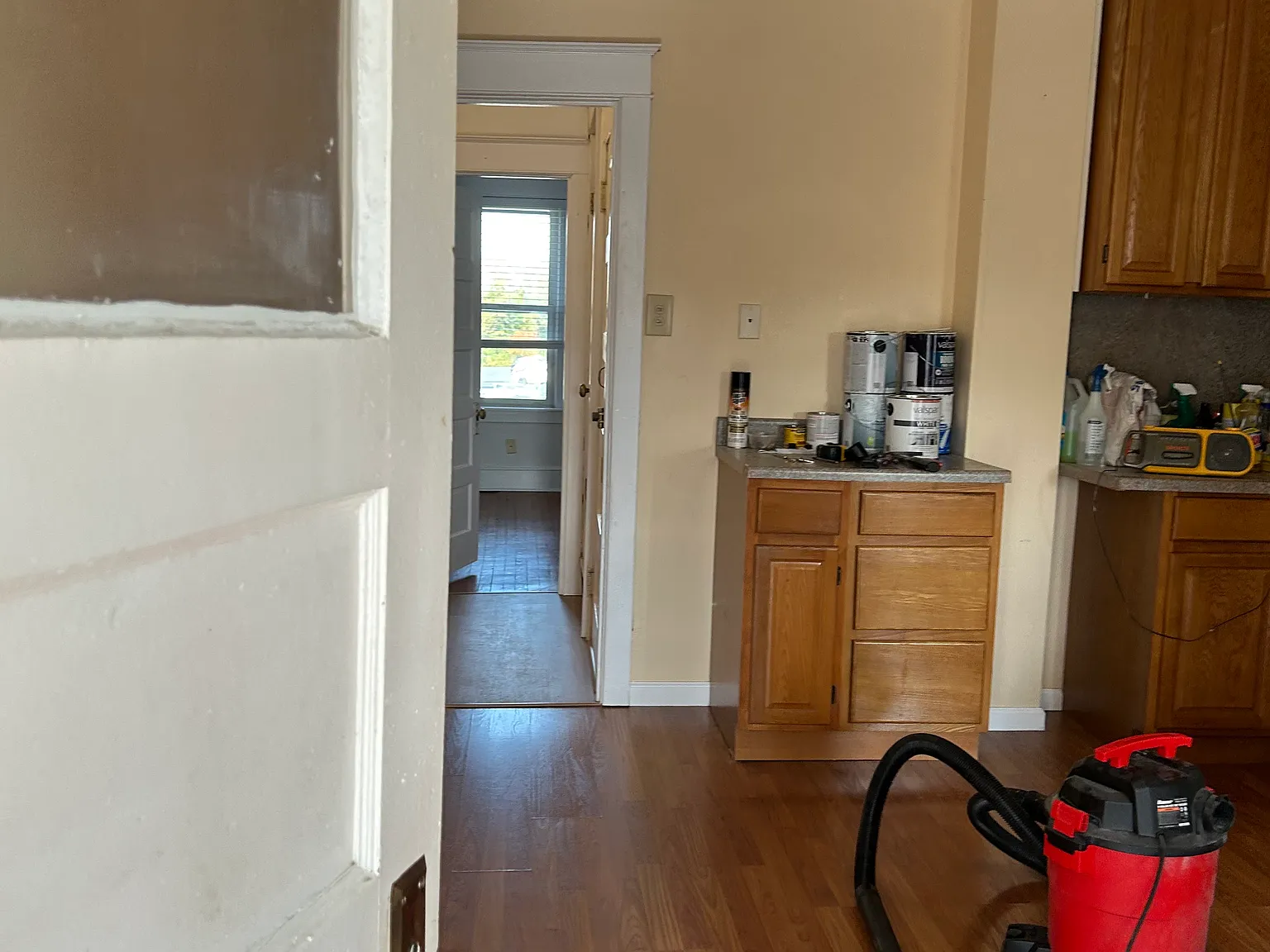 2 bed, 1980 sqft, $1,500 — Photo 2