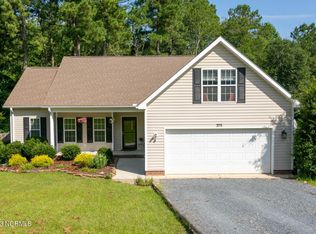 375 Queens Cove Way, Whispering Pines, NC 28327