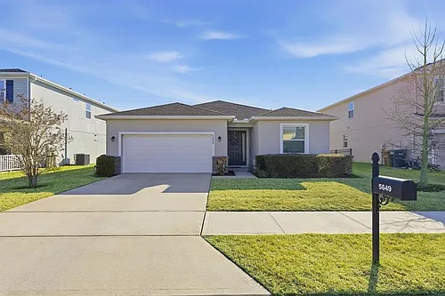 5649 SW 50th Ave Photo 1