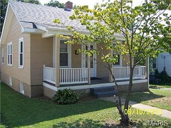 1st image of 2334 Wallis Ave