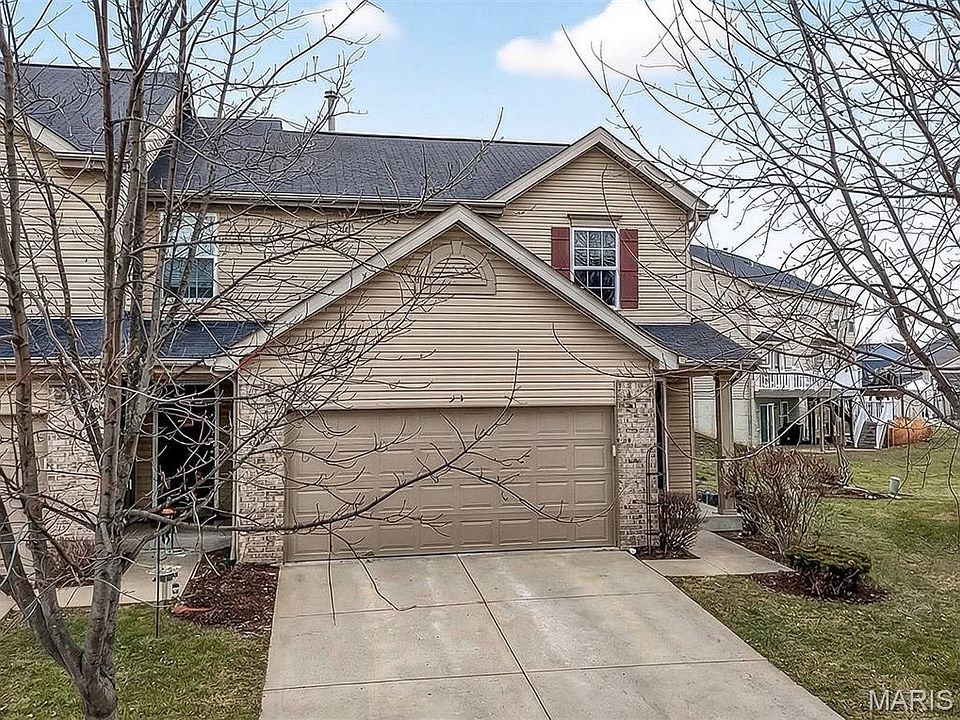 1st image of 23 Country Heights Ct