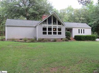 1323 Southview Dr, Laurens, SC 29360