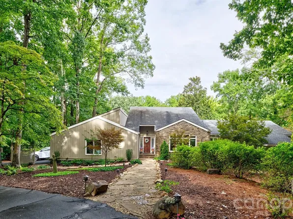 36 Fairway Rdg, Lake Wylie, SC 29710