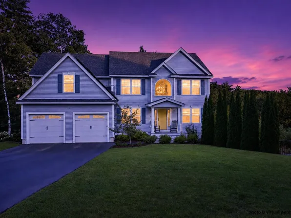 40 Seavey Drive, Auburn, NH 03032-3551
