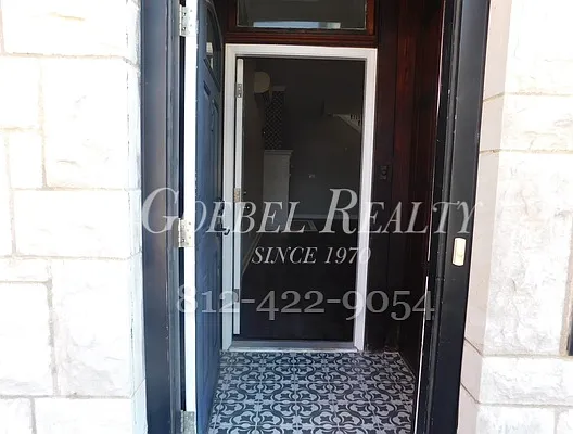 3 bed, 3590 sqft, $2,895 — Photo 3