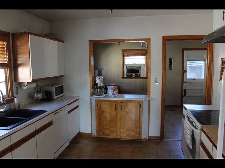 270 Cedar St — Photo 1