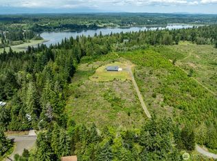 876 E Daniels Rd, Shelton, WA 98584