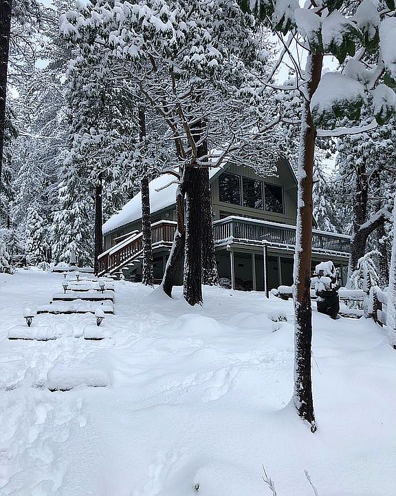 1st image of 17599 Woodcrest Dr